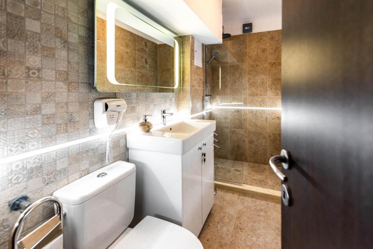 La Nueve Suite Braşov Extérieur photo